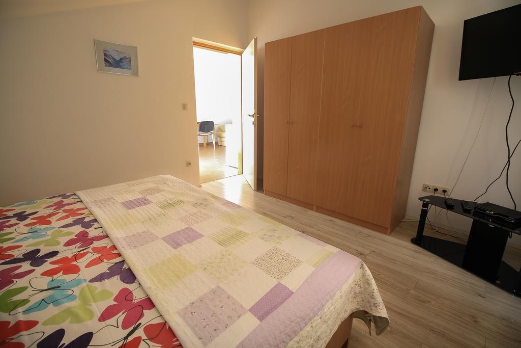 Apartment Ana Vodice Exterior photo