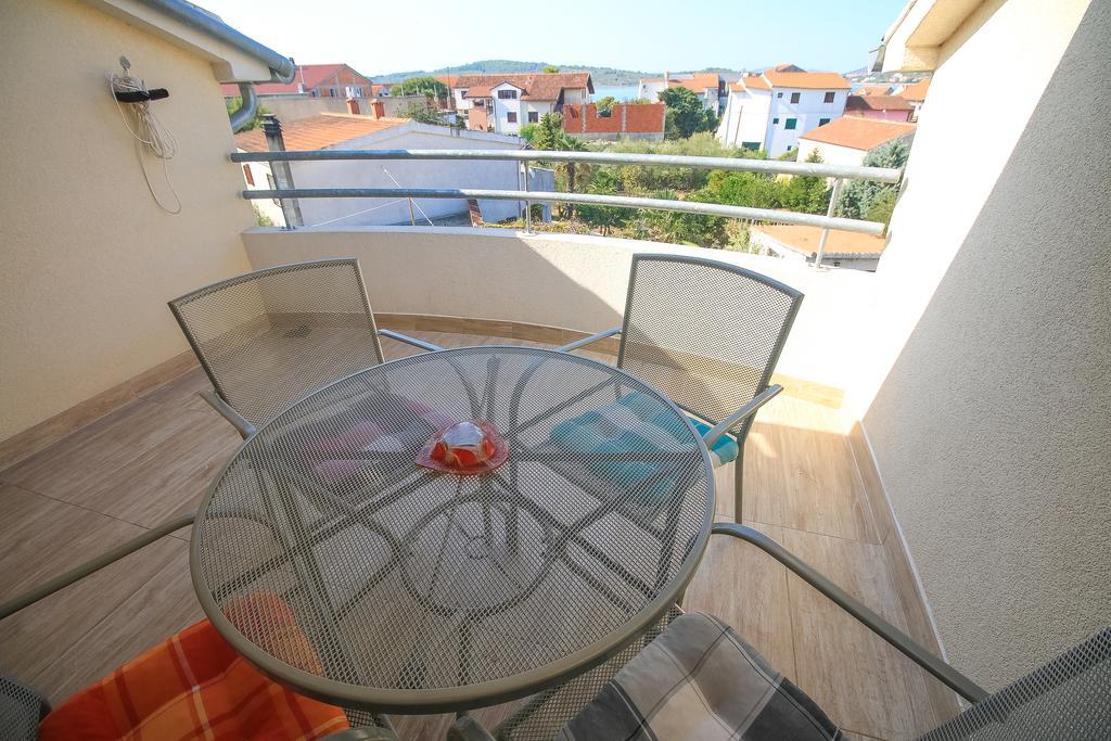 Apartment Ana Vodice Exterior photo