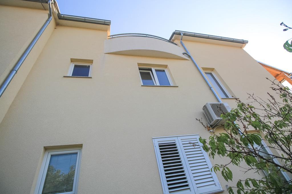 Apartment Ana Vodice Exterior photo